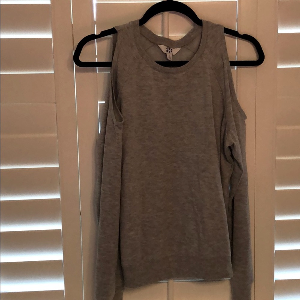 Long sleeve cold shoulder top